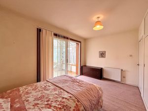 Photo 24- click for photo gallery